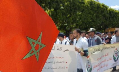 في اليوم العالمي للممرض : مسيرة احتجاجية للممرضين بالرباط بين تنديد بالمطالب وانتظار للمصير