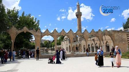 الخميس.. غرة رمضان في 8 دول عربية ولدى سُنة العراق