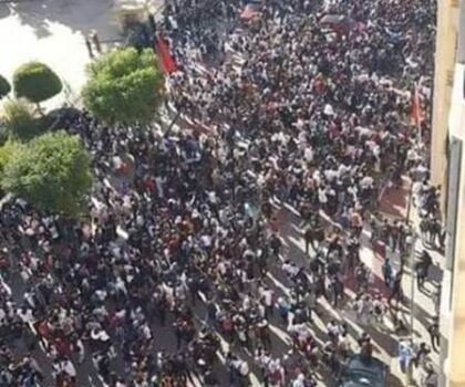 الحكومة المغربية، ارتباك وارتجالية و تخبط… و التلاميذ يصنعون الحدث
