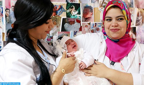 الصوم والرضاعة.. التحدي الصعب، هل تصوم الحامل أو المرضع أم لا ؟