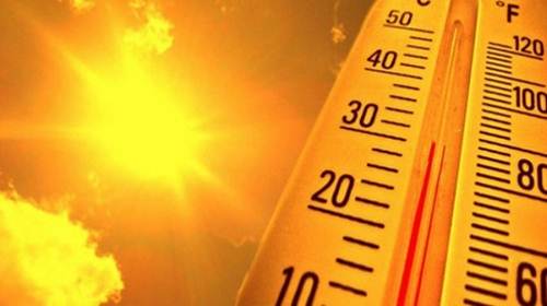 طقس حار وهبوب رياح قوية ما بين 40 و46  ابتداء من اليوم الثلاثاء بعدد من المناطق
