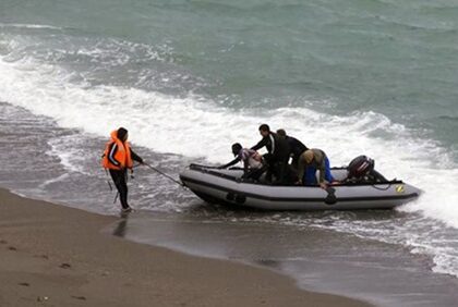 إجهاض محاولة للهجرة السرية انطلاقا من ميناء السعيدية وتوقيف ثلاثة أشخاص