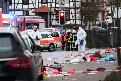 مقتل شخصين في حادث صدم وقع في طريق للمشاة في مدينة ألمانية (الشرطة)