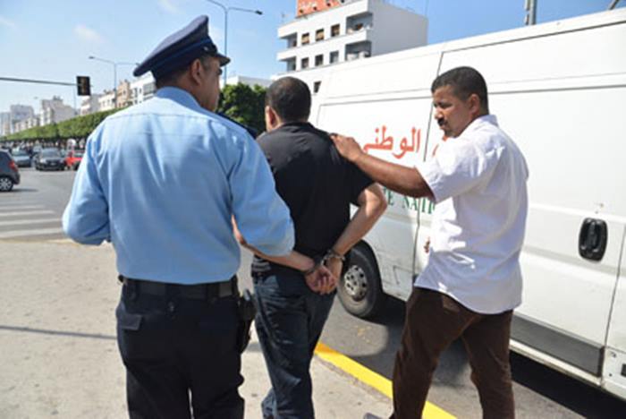 تفاصيل أكثر حول توقيف مدير المستشفى بتازة و المقتصد وعدد من الموظفين وثلاثة مسيرين لمصحات خاصة