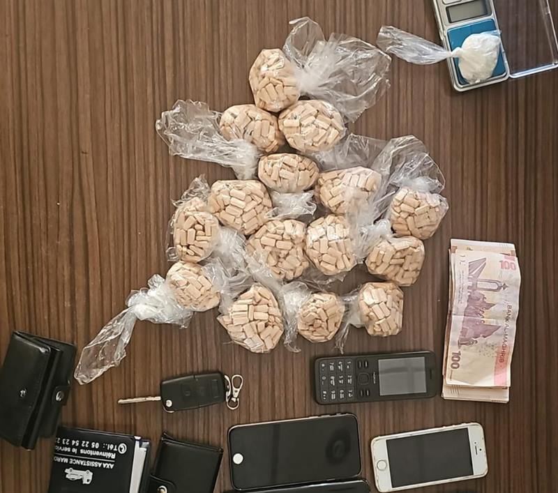 توقيف شخصين متلبسين بحيازة كمية كبيرة من المخدرات على مستوى مكناس