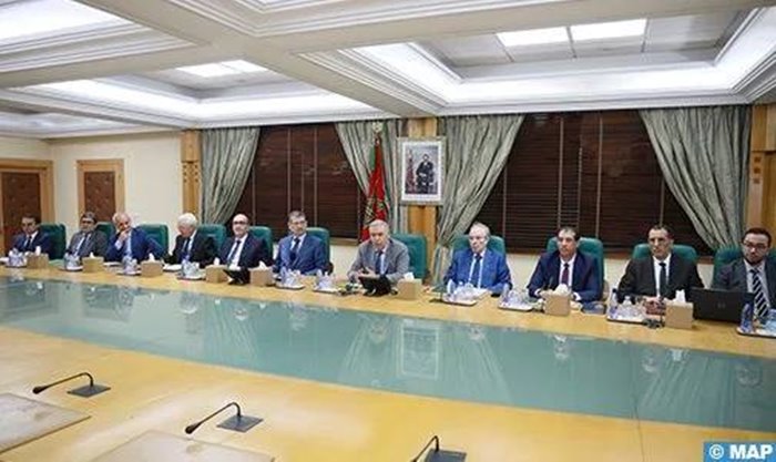 لقاء عبر تقنية المناظرة المرئية مع الولاة والعمال حول الإعداد لتنظيم الإحصاء العام للسكان والسكنى