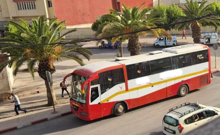 تازة.. فرض رسوم مرتفعة على حافلات النقل العمومي يجعلهم يرفضون الدخول إليها