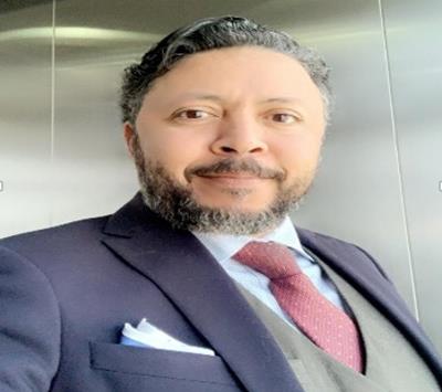 محاصرون في المرآة