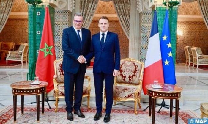 الرئيس الفرنسي يستقبل عزيز أخنوش ورئيسي مجلس النواب و المستشارين