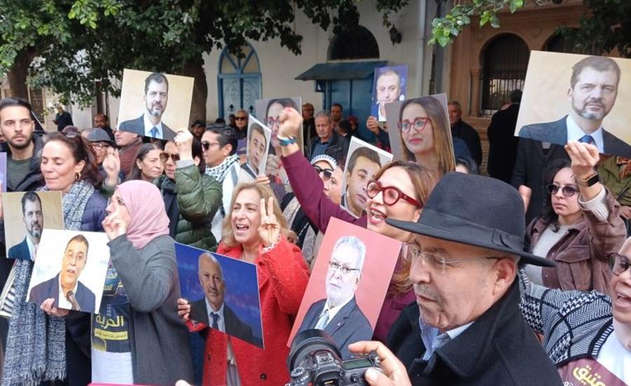 السجن ما بين 13 و66 عاما لمعارضين سياسيين بتونس في أكبر محاكمة صورية