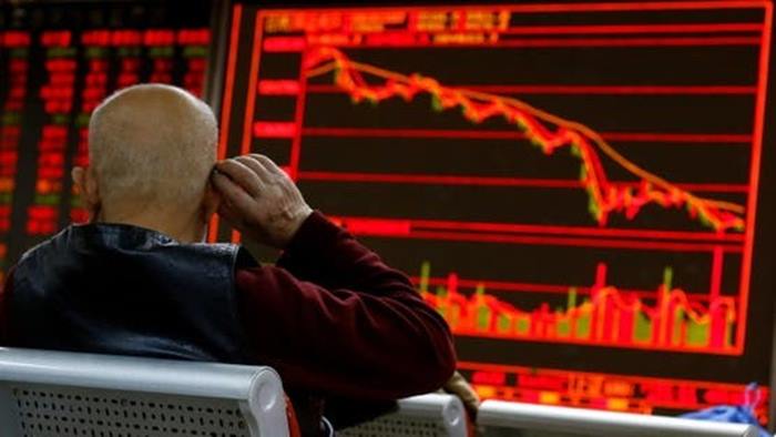 الرسوم الجمركية الأميركية الإضافية على حوالى 60 شريكا تجاريا تدخل حيز التنفيذ وبعضها تخطى 100%