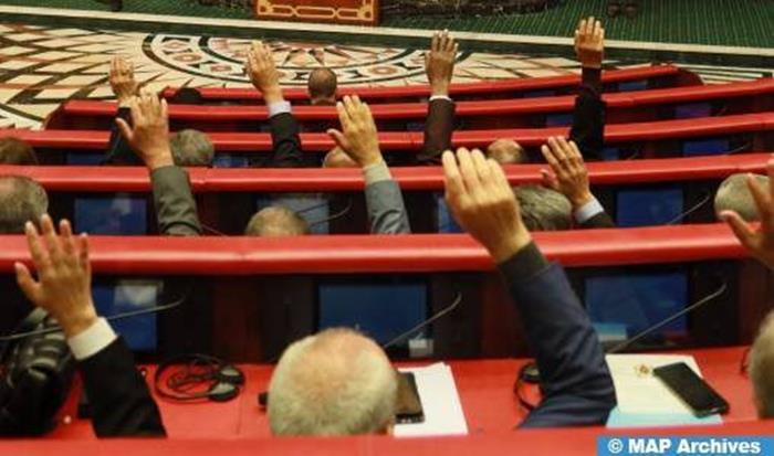 مجلس المستشارين يصادق بالأغلبية على مشروع القانون المتعلق بمهنة المفوضين القضائيين