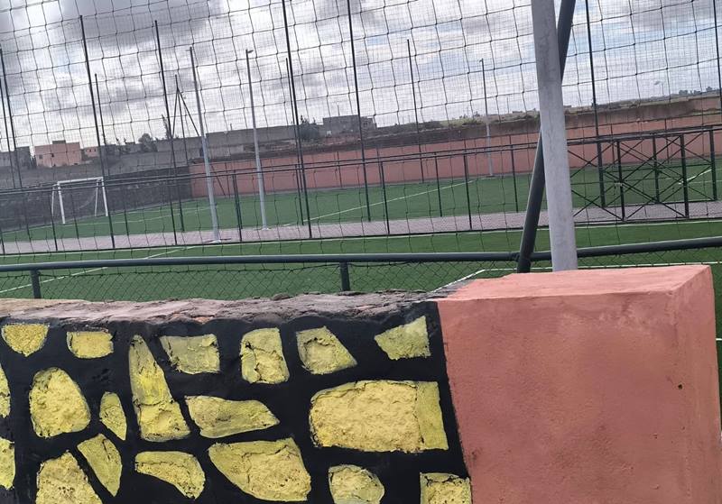 ملاعب القرب بالشماعية.. تدشين وإنجاز مع وقف التنفيذ وتذمر واسع لدى الشباب
