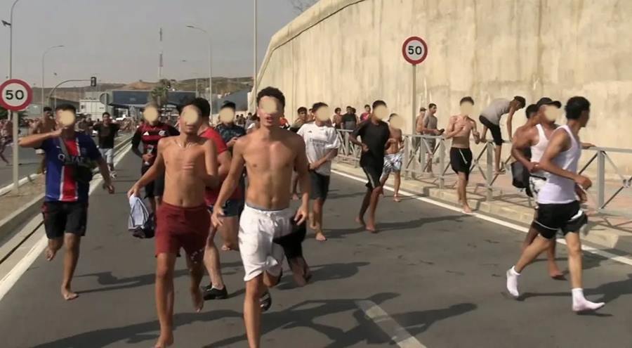 ارتفاع عدد القتلى في سبتة إلى 78 و منظمة تقول: وجود نحو ألف قاصر بلا حماية و يواجهون أوضاعا مزرية