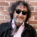 شاهد على الانتحار