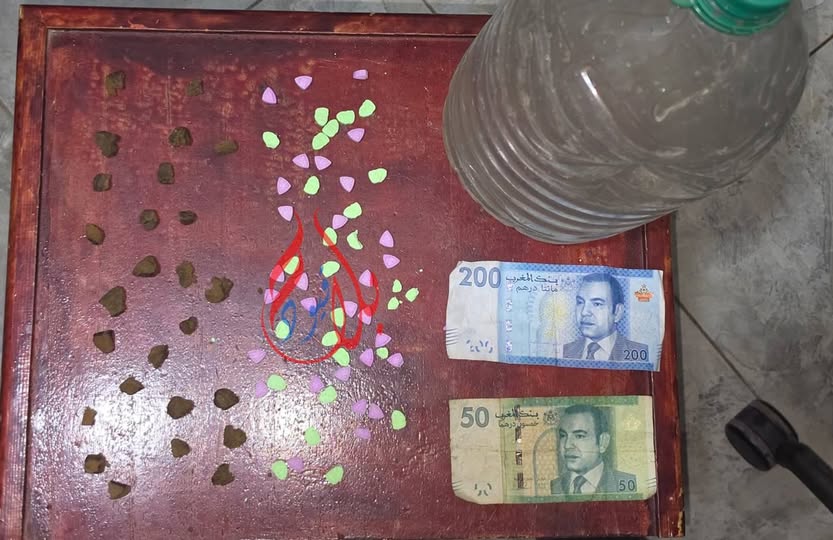 الجديدة.. توقيف شخصين متلبسين باستهلاك و حيازة وترويج المخدرات والمؤثرات العقلية بمولاي عبد الله