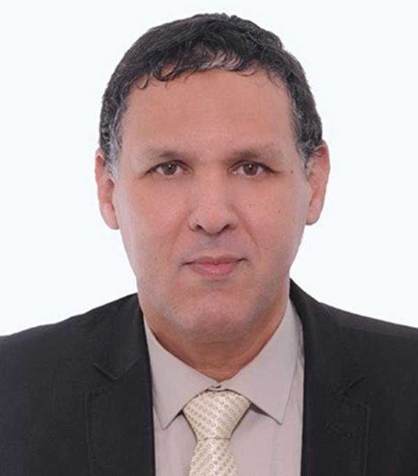 الرمز الذي لا يريد أن يُفسَّر في العالم البصري لفائق العبّودي